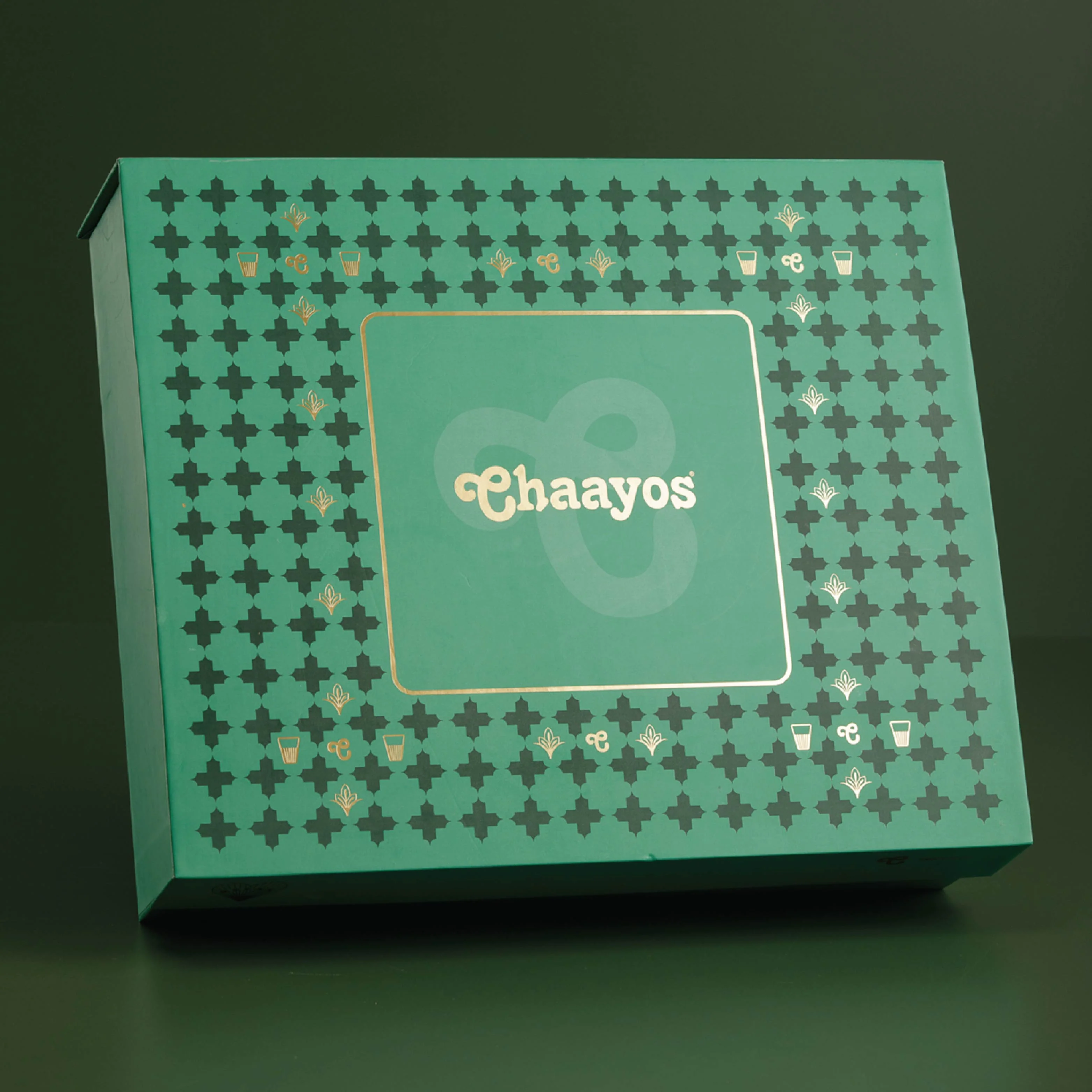 Chaayos Divine Diwali Gift Box | Diwali gift Hamper with that includes Chai tin (Masala chai & Adrak Elaichi), 2 Ceramic Kulhads (Pink & Green), Set of 2 Diyas, Diwali Playing Cards, Gur Para for Family & Friends | Premium Diwali Gift Set - Image 2